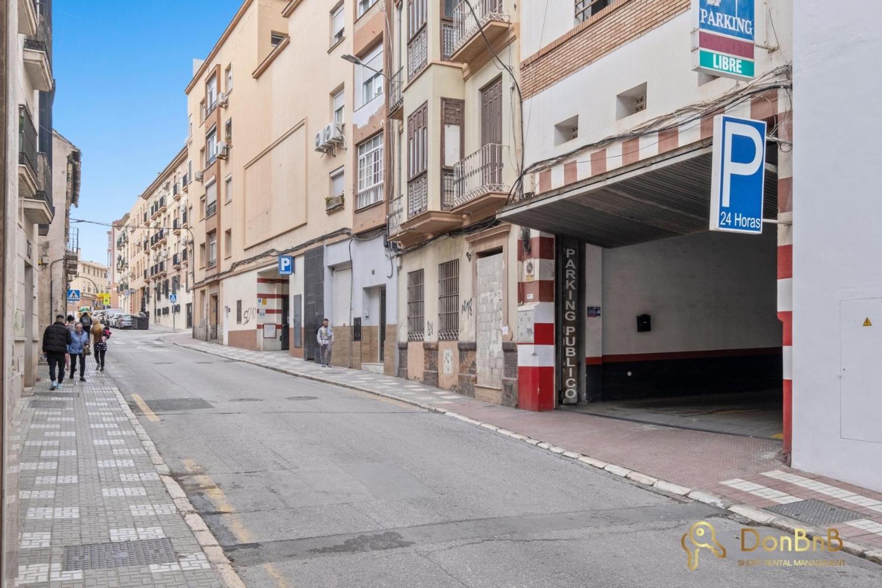 Modern In Center Málaga